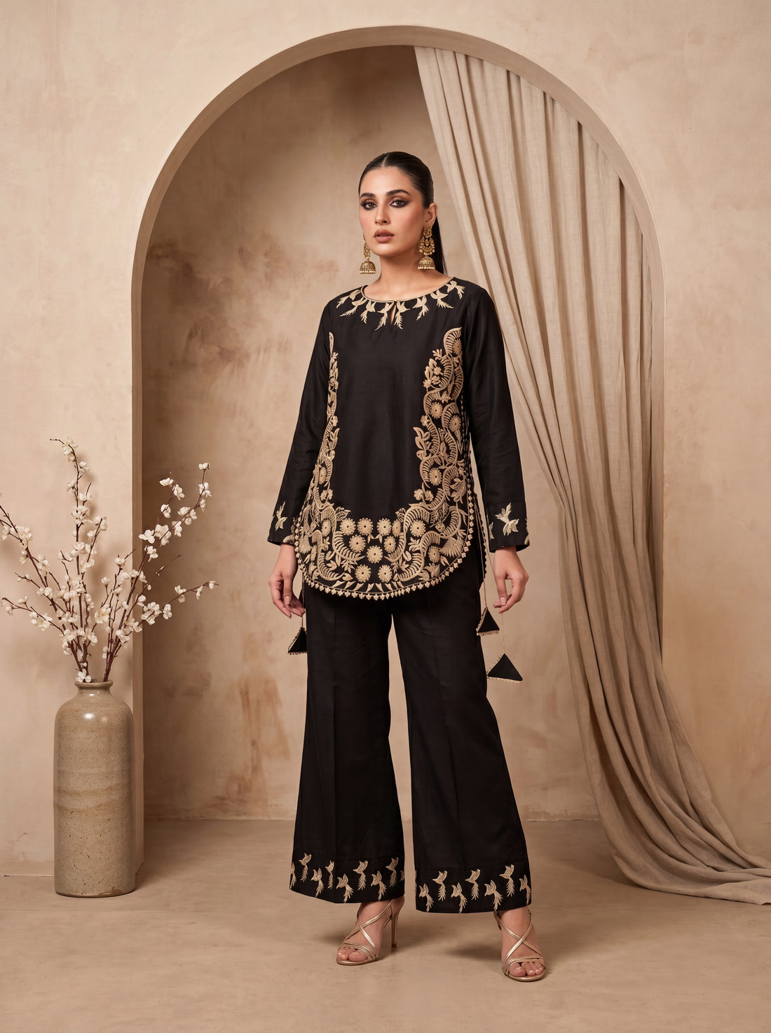 ZAR-E-SIYAH — Black & gold embroidered set